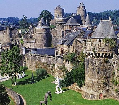 Studio Des Pres Fougères 外观 照片